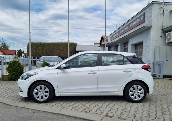 Hyundai i20 cena 35900 przebieg: 81968, rok produkcji 2016 z Tarnów małe 137